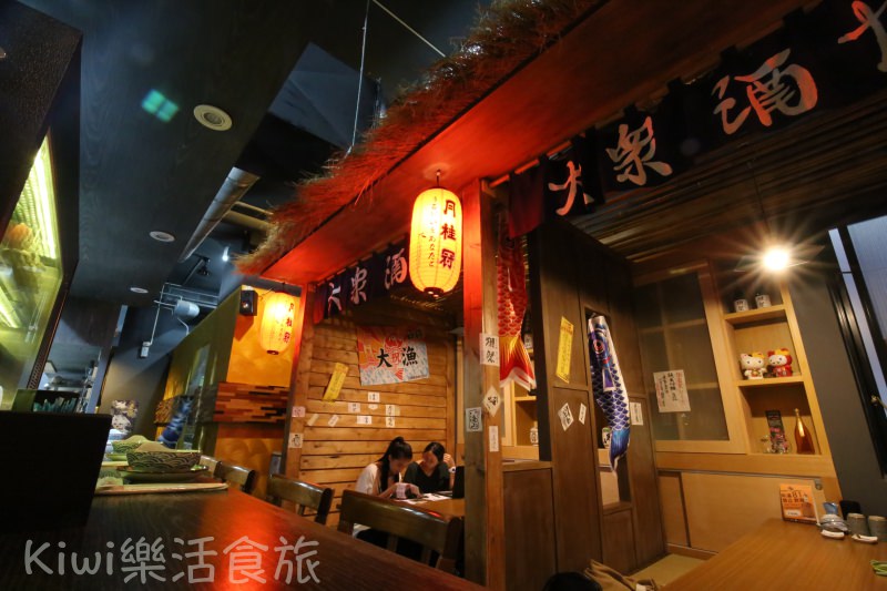 台中美食｜百川日本串燒 西區深夜食堂看這裡！日式平價料理適合下班後小酌場所