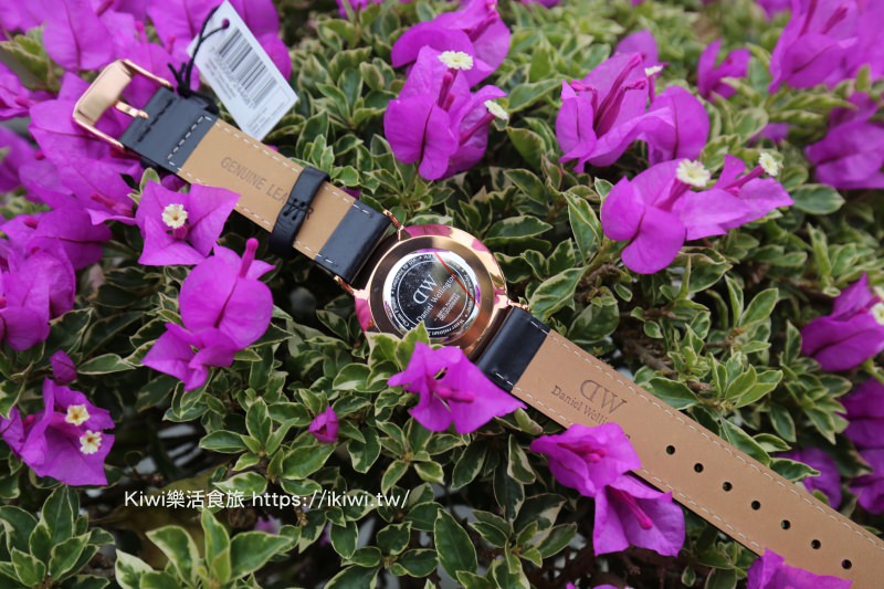 DW手錶禮盒推薦｜Daniel Wellington 12月聖誕節活動限定錶款送錶帶，輸入折扣碼下殺85折！