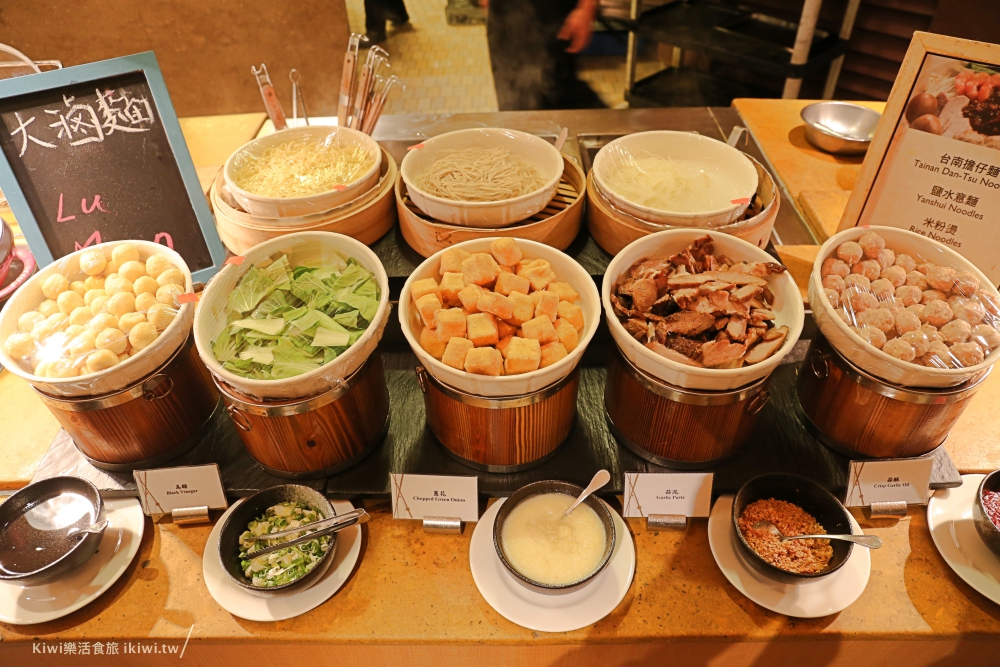 台南香格里拉飯店五星級Café buffet自助吧擔仔麵