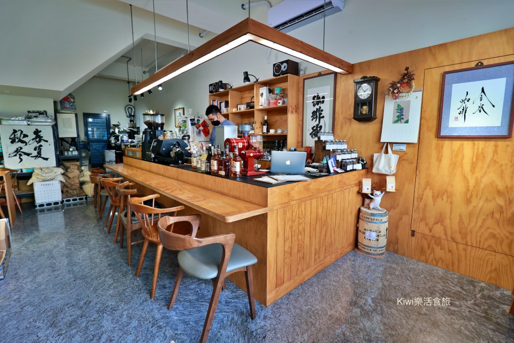 員林咖啡推薦金水咖啡｜有溫度與水準上的單品咖啡專門，個性職人小店/有貓咪坐檯