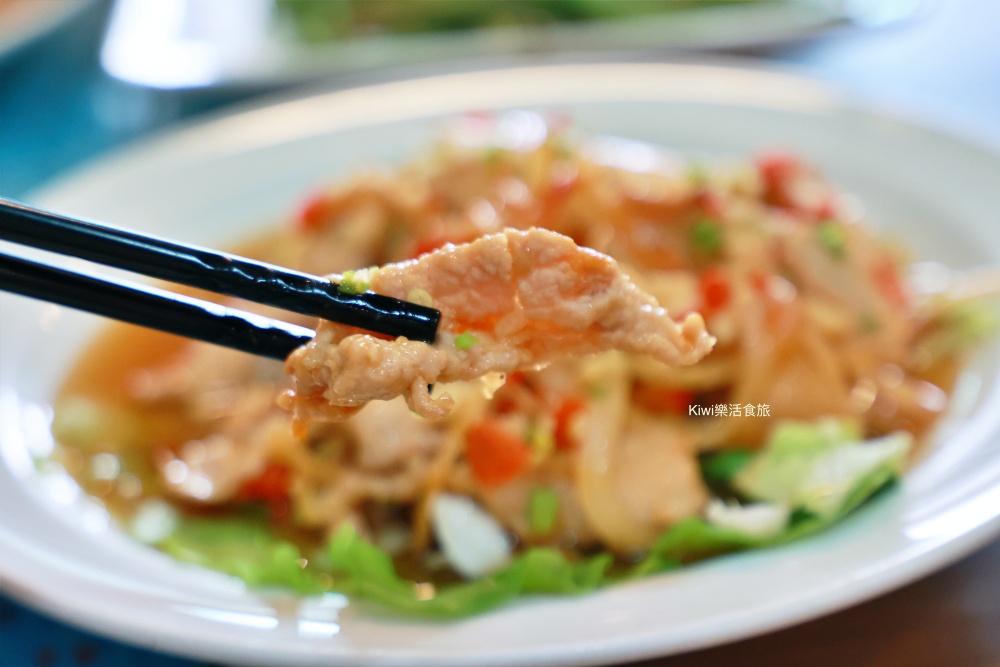 彰化市泰式料理推薦｜泰東北泰式料理，平價美食享受泰式料理有套餐、單點、合菜