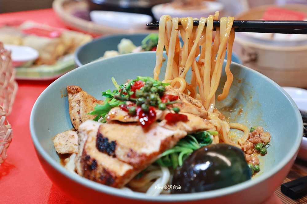 台中有春茶館大墩店.台中美食餐廳推薦古早味創意料理下午茶飲品超推薦.夏季限定芒果冰.kiwi樂活食旅部落客推薦台中美食餐廳聚會推薦