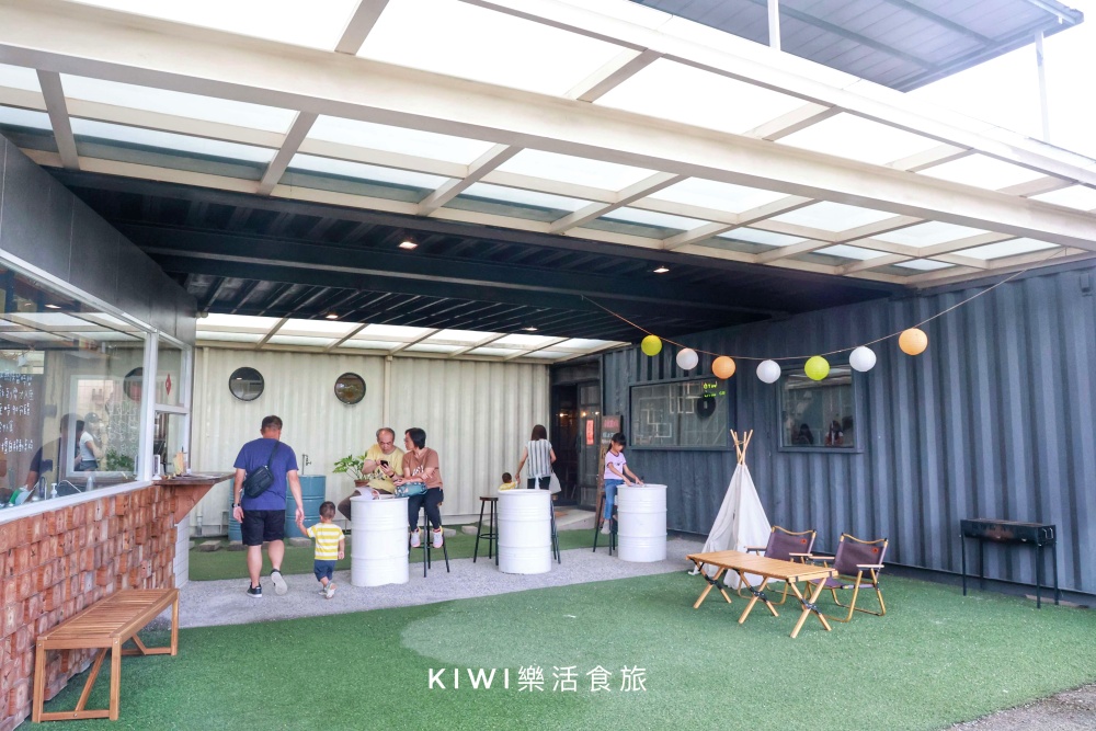 南投埔里肆盒院早午餐｜貨櫃屋網美餐廳，日式里肌炸豬排飯.松露奶油舒肥煎牛排份量足餐點也精緻好吃！