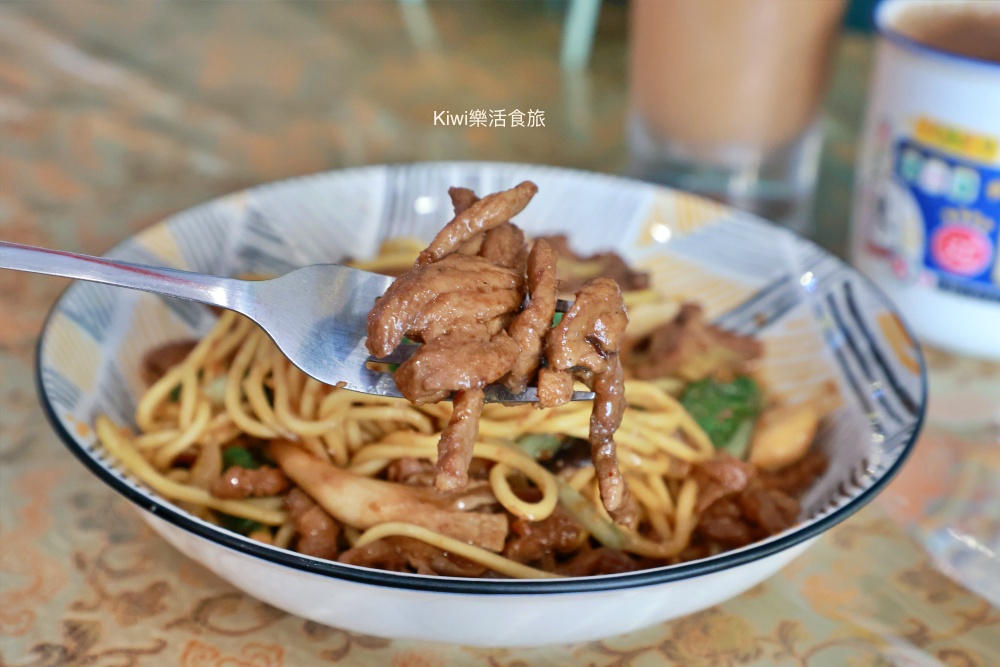 台中美食推薦港嚼良好早餐店.台中港式早餐.台中西區美食.復古茶餐廳.近勤美綠園道.模範市場.kiwi樂活食旅推薦台中西區港式早餐