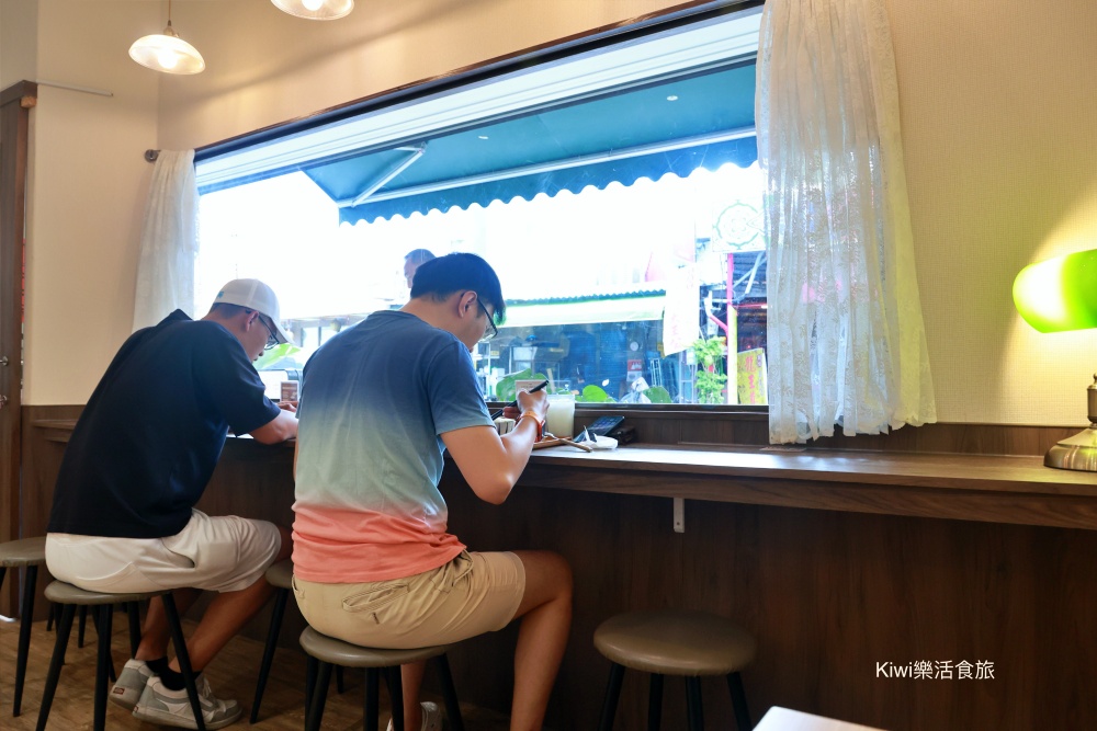 彰化仁之初北海道湯咖喱專賣.彰化市美食推薦湯咖哩健康蔬菜又多爽口.永樂街美食商圈.彰化市美食.彰化湯咖哩.kiwi樂活食旅部落客推薦彰化美食