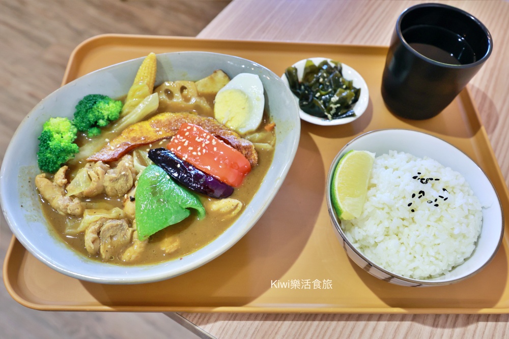 彰化仁之初北海道湯咖喱專賣.彰化市美食推薦湯咖哩健康蔬菜又多爽口.永樂街美食商圈.彰化市美食.彰化湯咖哩.kiwi樂活食旅部落客推薦彰化美食