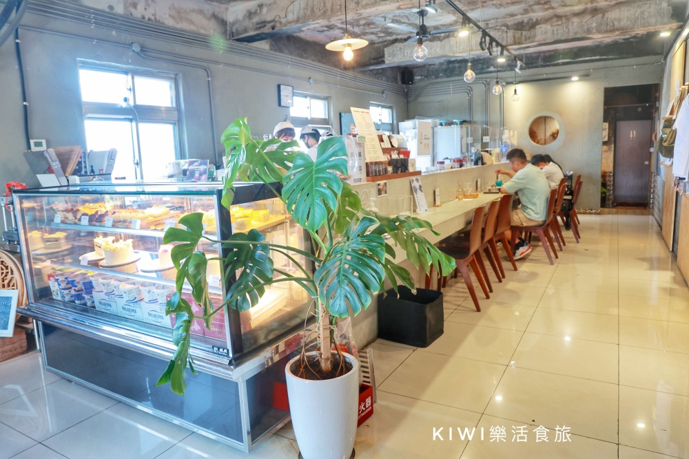 苗栗後龍重成商號咖啡館.柑仔店甜點.咖啡.老宅咖啡館.後龍苗9線隱藏版甜點.kiwi樂活食旅部落客推薦苗栗甜點咖