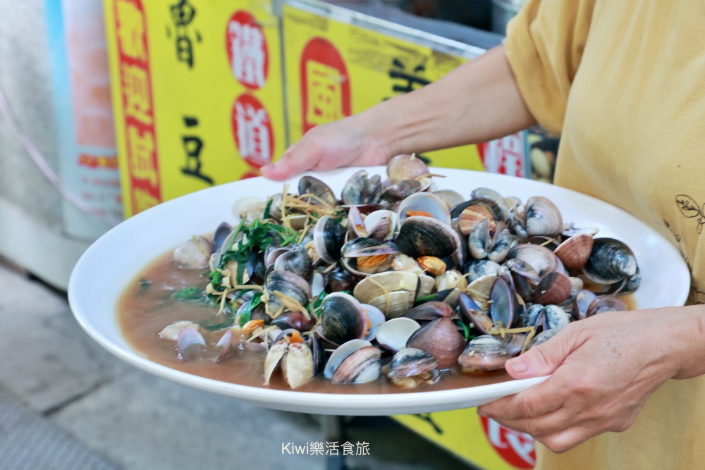 台中景點后里泰安低碳旅行｜泰安騎單車深度旅遊，泰安鐵道文化園區.泰安舊車站.隱藏版落羽松秘境網美婚紗拍攝勝地.綠化新魅力集章活動送多肉植物