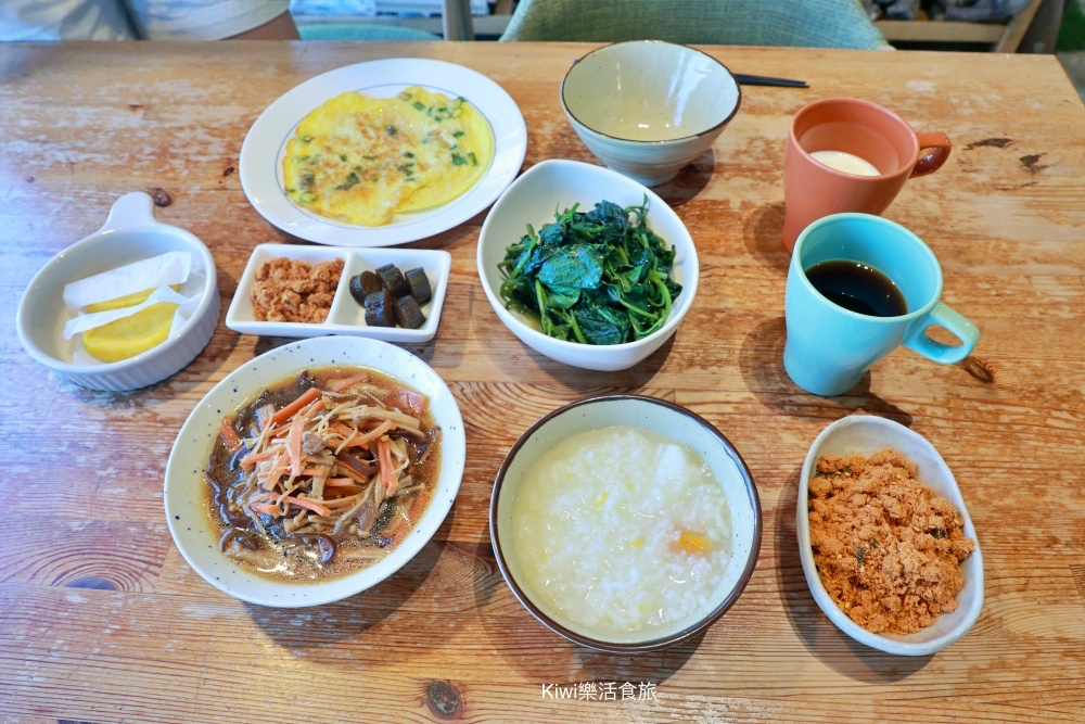 苗栗住宿推薦上山回家旅宿|苗栗大湖住宿、一泊二食當季自栽無毒蔬菜、採草莓、螢火蟲,馬那邦山周邊住宿 kiwi樂活食旅推薦苗栗住宿推薦上山回家旅宿.苗栗大湖住宿.一泊二食當季自栽無毒蔬菜.採草莓.雲海日出夕陽螢火蟲.馬那邦山周邊住宿
