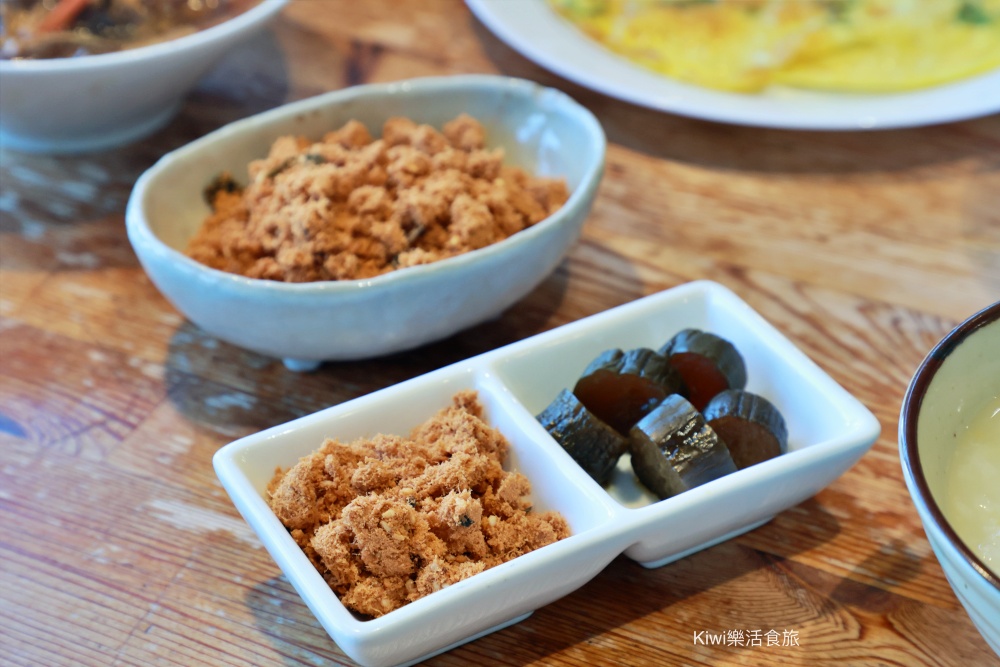 苗栗住宿推薦上山回家旅宿|苗栗大湖住宿、一泊二食當季自栽無毒蔬菜、採草莓、螢火蟲,馬那邦山周邊住宿 kiwi樂活食旅推薦苗栗住宿推薦上山回家旅宿.苗栗大湖住宿.一泊二食當季自栽無毒蔬菜.採草莓.雲海日出夕陽螢火蟲.馬那邦山周邊住宿
