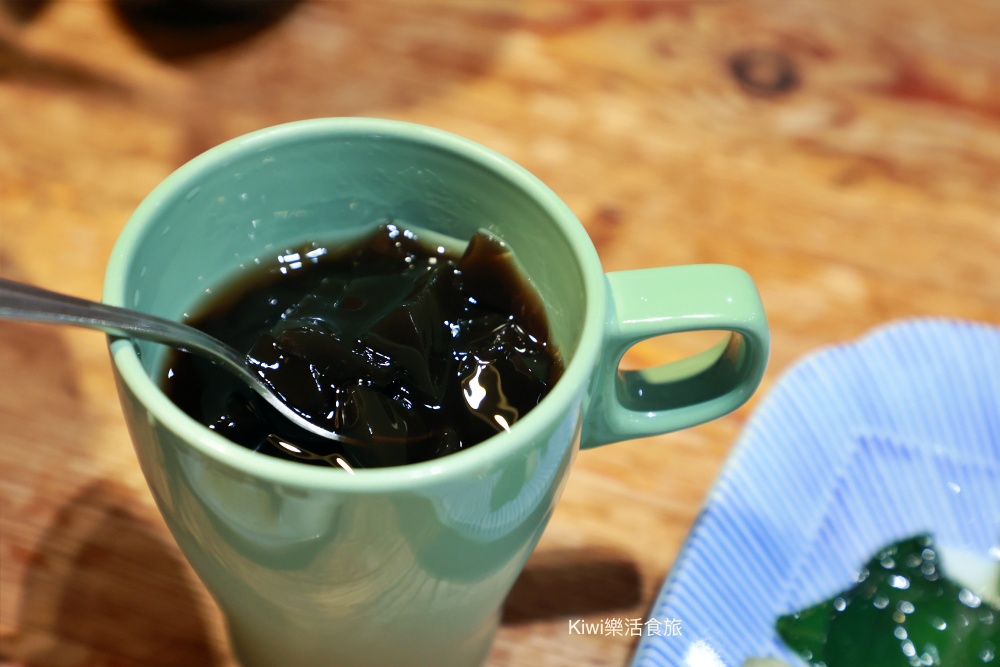 苗栗住宿推薦上山回家旅宿|苗栗大湖住宿、一泊二食當季自栽無毒蔬菜、採草莓、螢火蟲,馬那邦山周邊住宿 kiwi樂活食旅推薦苗栗住宿推薦上山回家旅宿.苗栗大湖住宿.一泊二食當季自栽無毒蔬菜.採草莓.雲海日出夕陽螢火蟲.馬那邦山周邊住宿
