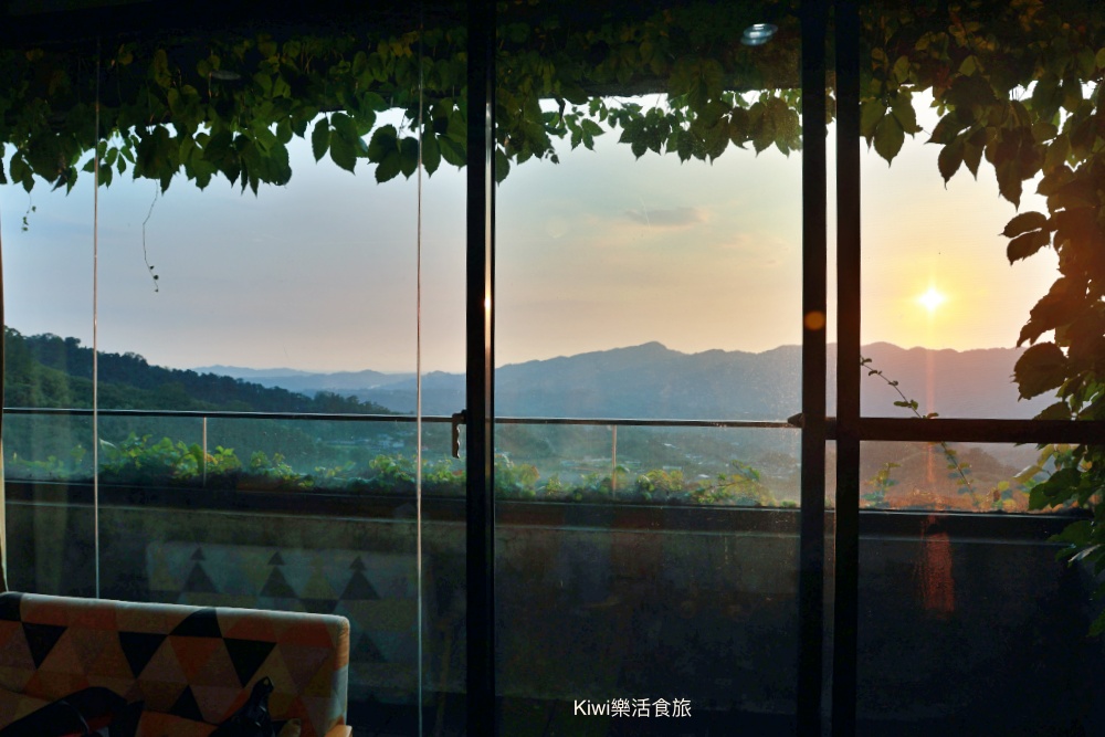 苗栗住宿推薦上山回家旅宿|苗栗大湖住宿、一泊二食當季自栽無毒蔬菜、採草莓、螢火蟲,馬那邦山周邊住宿 kiwi樂活食旅推薦苗栗住宿推薦上山回家旅宿.苗栗大湖住宿.一泊二食當季自栽無毒蔬菜.採草莓.雲海日出夕陽螢火蟲.馬那邦山周邊住宿