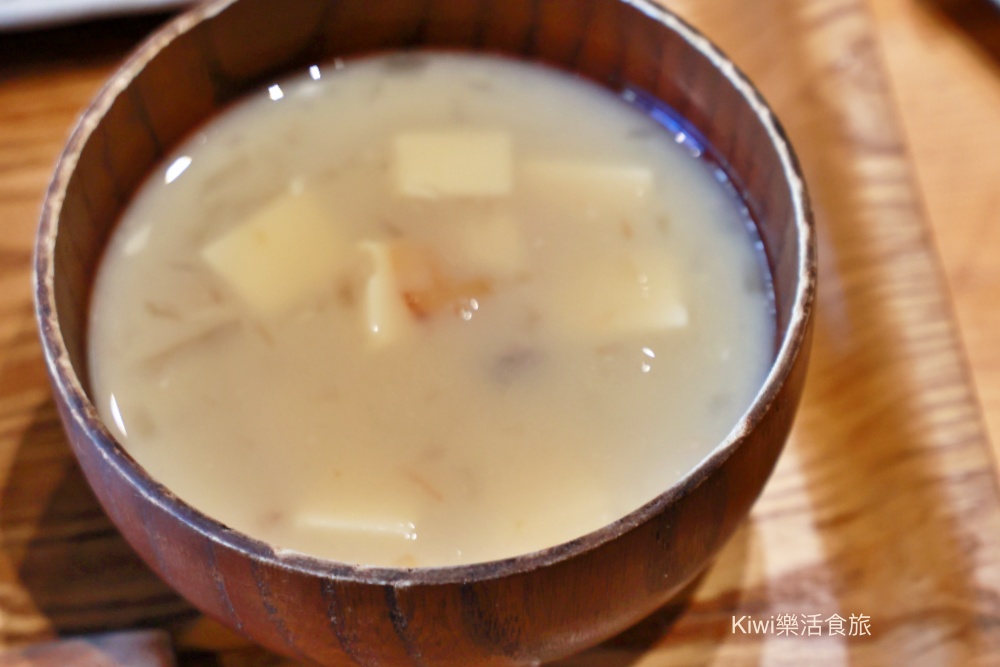 員林丰富食堂日式餐廳.咖啡.雜貨.家庭料理.北海道湯咖哩.奶油雞咖哩.唐揚雞定食.kiwi樂活食旅部落客推薦彰化員林美食餐廳