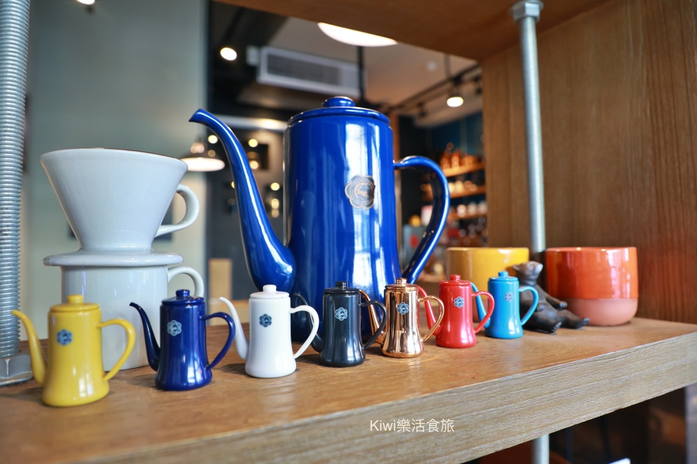 台中西區yosano与謝野珈琲｜西區美食推薦單品虹吸咖啡、精品咖啡