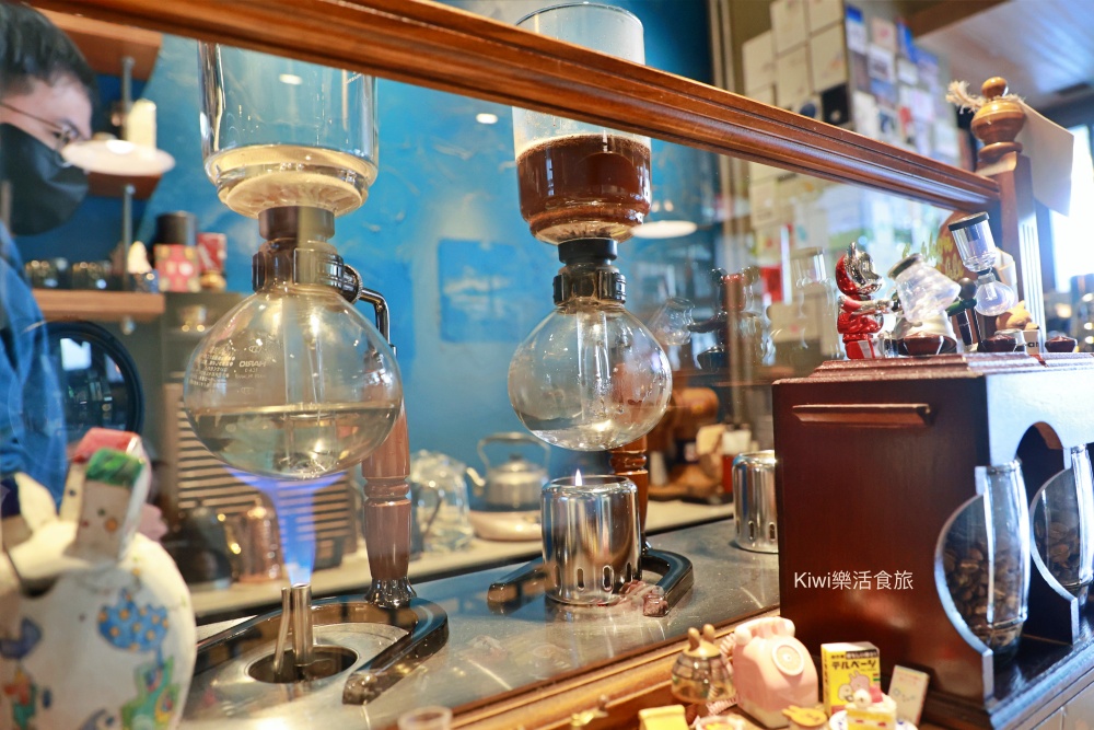 台中西區yosano与謝野珈琲｜西區美食推薦單品虹吸咖啡、精品咖啡