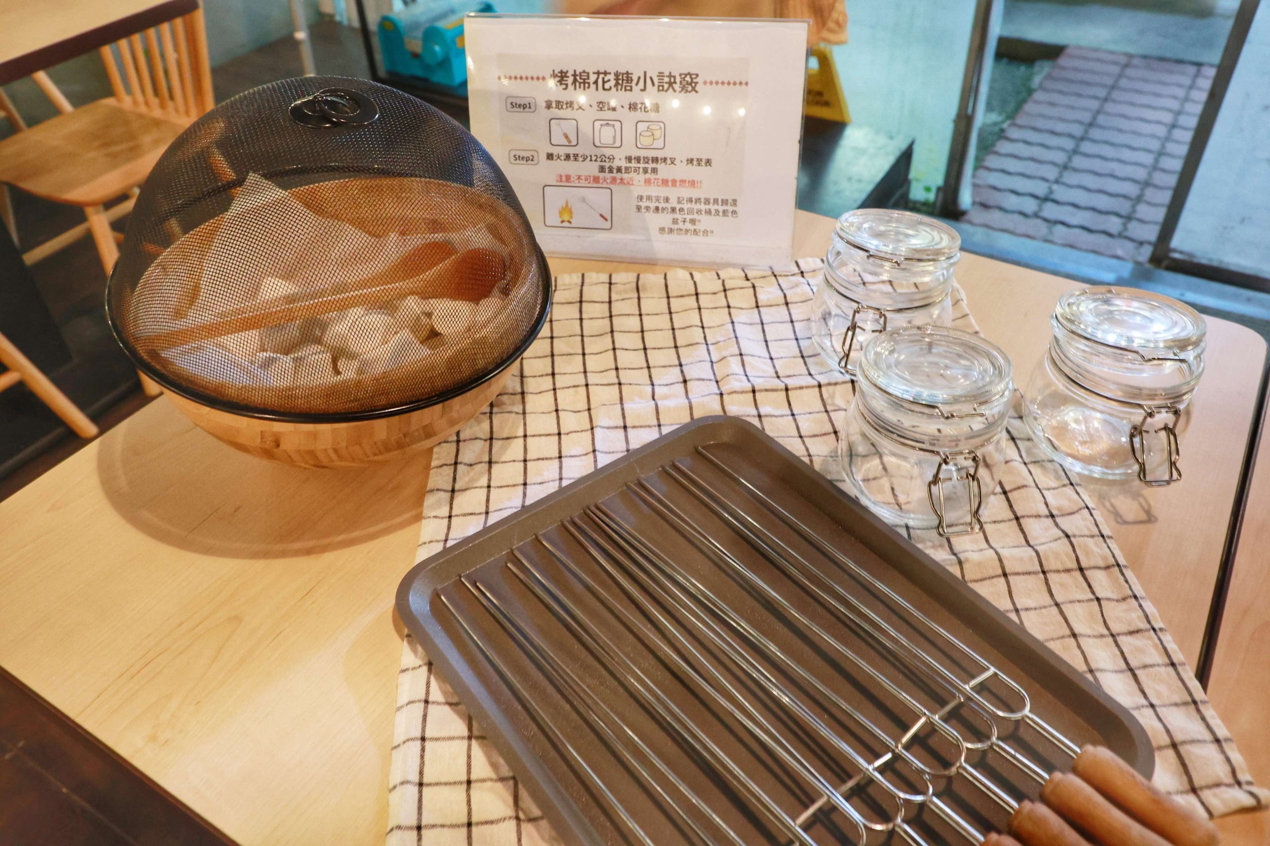 新竹霧語WooYuu雲頂上的豪華露營.免裝備懶人露營.一泊二食.DIY體驗.賞櫻花、雲海趁現在.山峰小徑露營區.撥雲小屋民宿.雲霧小車.kiwi專屬訂房優惠wy4388.新竹豪華露營推薦.懶人露營.高山露營