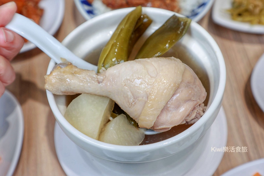 彰化美食陳家大小姐｜彰化市大埔路美食燉露湯料多實在.麵食.各樣功夫小菜～傳承古早味老手藝！