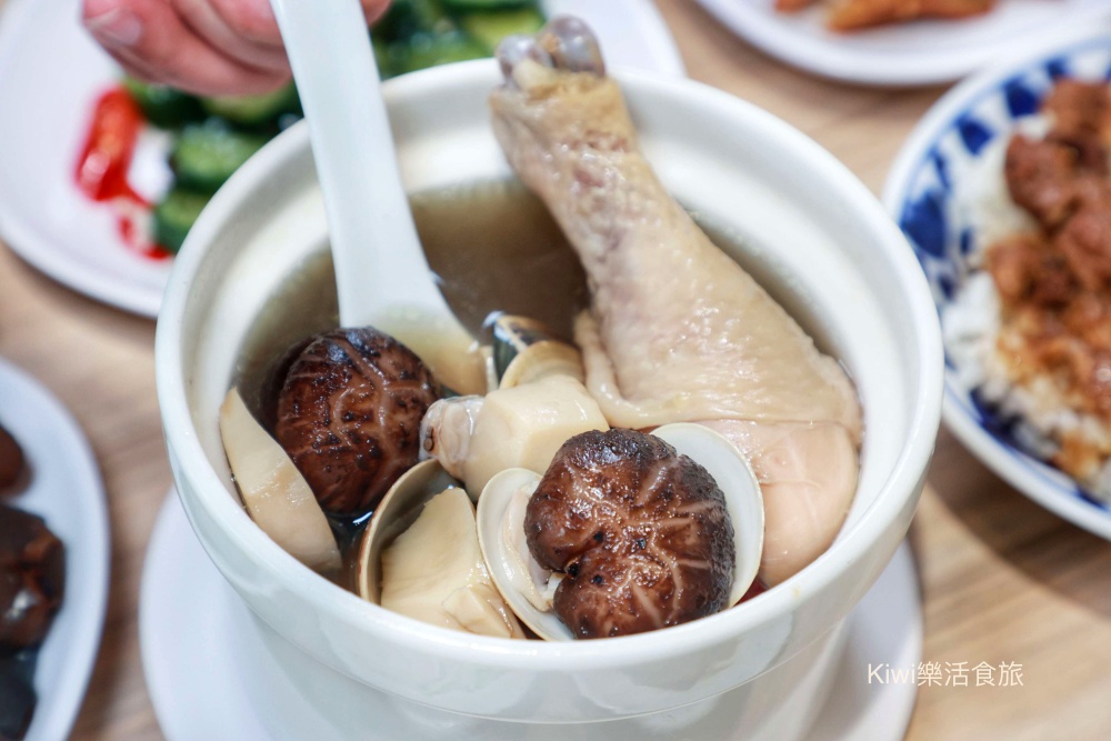 彰化美食陳家大小姐｜彰化市大埔路美食燉露湯料多實在.麵食.各樣功夫小菜～傳承古早味老手藝！