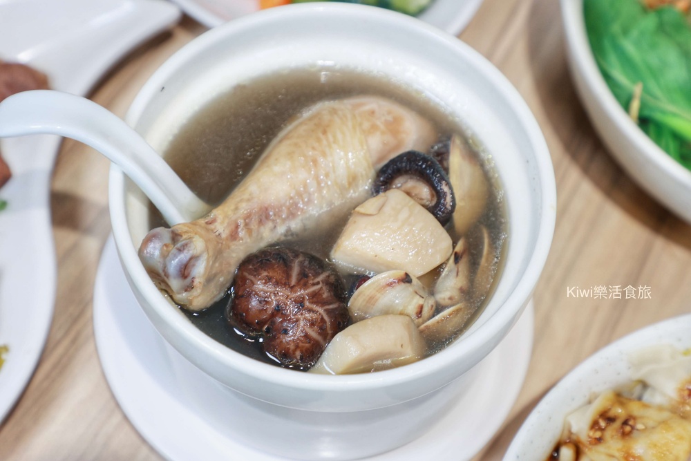 彰化美食陳家大小姐｜彰化市大埔路美食燉露湯料多實在.麵食.各樣功夫小菜～傳承古早味老手藝！