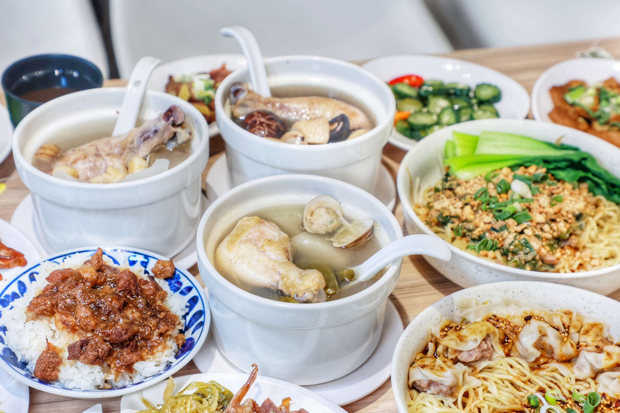 彰化美食陳家大小姐｜彰化市大埔路美食燉露湯料多實在.麵食.各樣功夫小菜～傳承古早味老手藝！