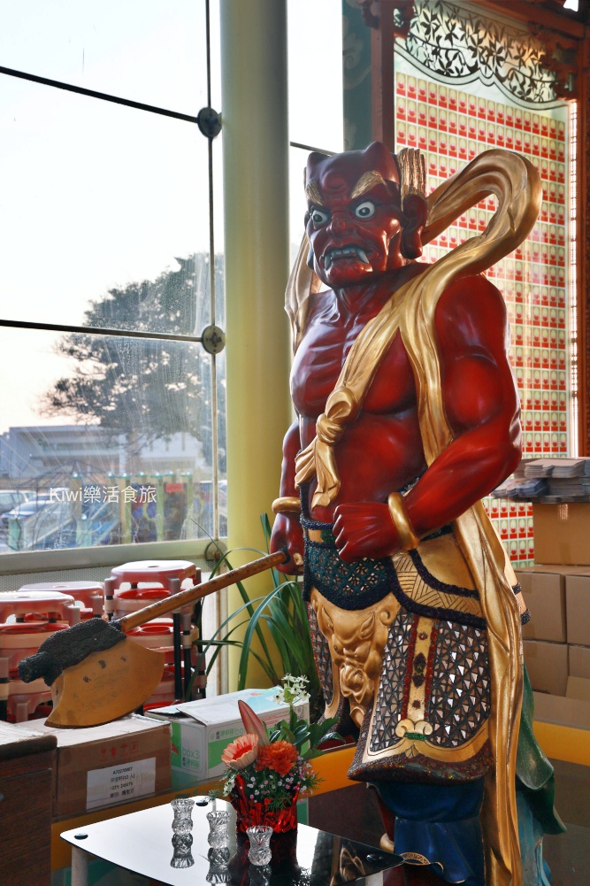 kiwi樂活食旅推薦鹿港景點台灣玻璃館.玻璃媽祖廟.鹿港玻璃工廠免門票觀光工廠.全台唯一玻璃媽祖廟.彰濱工業區裡景點