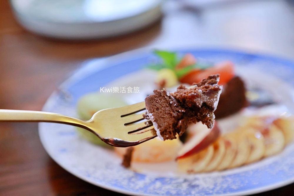 台南安平美食法國傳統手工甜品咖啡餐廳.kiwi樂活食旅部落客推薦台南美食必吃美食.安平甜點下午茶推薦.手工甜點.咖啡.近安平老街.安平樹屋景點