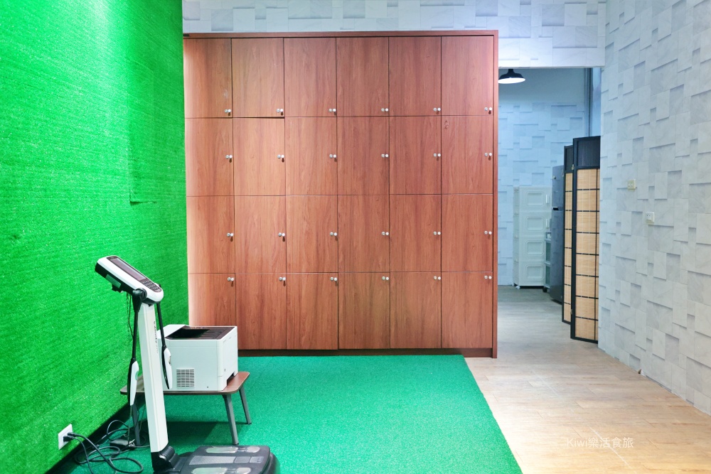 想找女性友善健身房?評價口碑最好的台南健身房.愛健身x動動好適能運動中心x好漾運動空間x倍速運動 台南健身房.台南北區健身房.台南女性 健身房.台南健身推薦不綁約.單堂教練課費用低.一對一教學.個人專屬健身課表.專屬健身教練.kiwi樂活食旅推薦台南運動健身