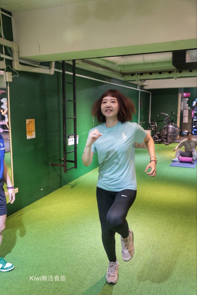 想找女性友善健身房?評價口碑最好的台南健身房.愛健身x動動好適能運動中心x好漾運動空間x倍速運動 台南健身房.台南北區健身房.台南女性 健身房.台南健身推薦不綁約.單堂教練課費用低.一對一教學.個人專屬健身課表.專屬健身教練.kiwi樂活食旅推薦台南運動健身