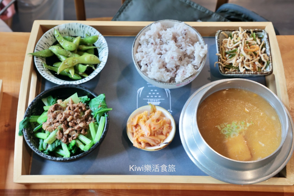 台中田寮農莊景觀餐廳|台中南屯景觀餐廳網美打卡熱點,親子友善餐廳 kiwi樂活食旅部落客推薦台中田寮農莊景觀餐廳.台中美食.台中餐廳.台中南屯景觀餐廳.網美打卡熱點.親子友善餐廳.單點.套餐