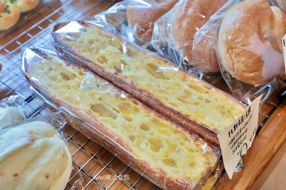 kiwi樂活食旅部落客推薦台中食半月麵包.西區隱藏巷弄美食小店手作麵包.勤美商圈周邊美食.台中麵包推薦可頌.蔥麵包.吐司.蛋糕