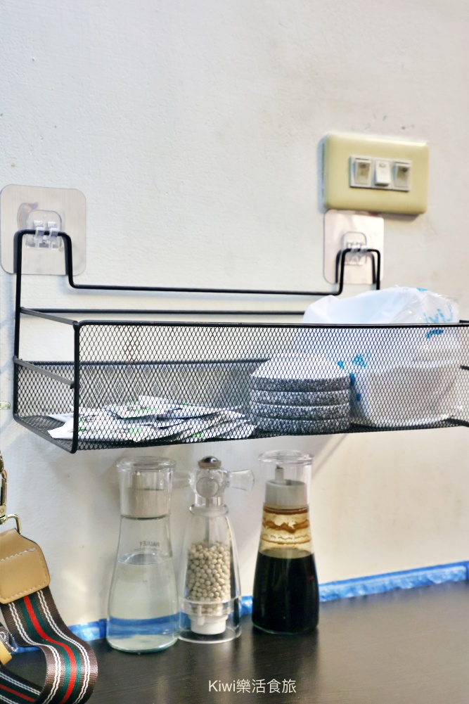 kiwi樂活食旅部落客推薦彰化市美食推薦台南深海鮢過魚湯彰化創始店.彰化現煮魚湯.近彰化魚市場周邊美食、民族路周邊美食.雙人套餐.魚湯.肉燥飯.小菜