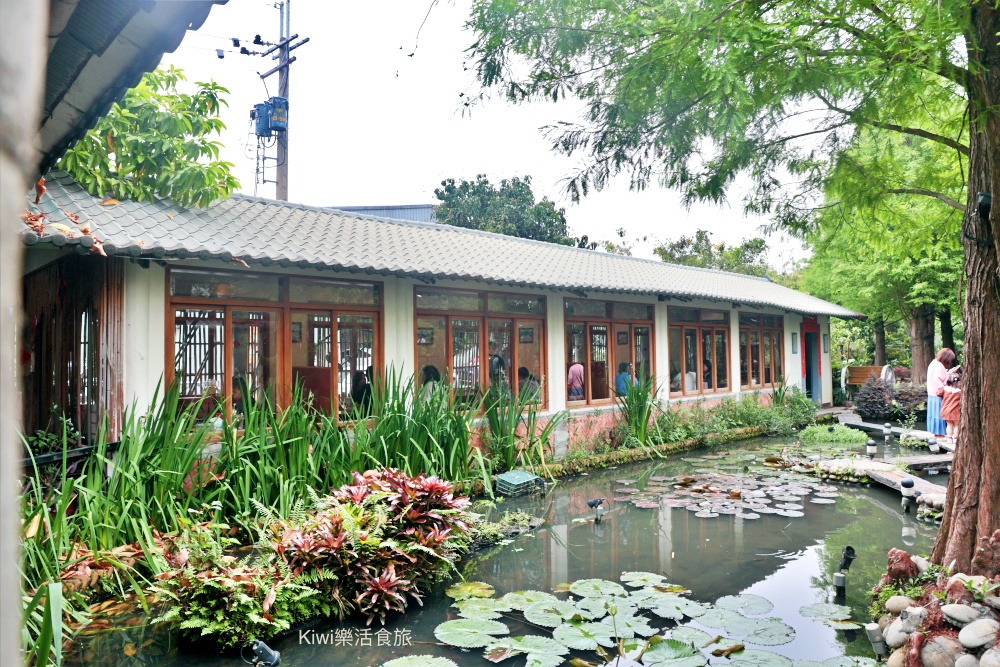 台中田寮農莊景觀餐廳|台中南屯景觀餐廳網美打卡熱點,親子友善餐廳 kiwi樂活食旅部落客推薦台中田寮農莊景觀餐廳.台中美食.台中餐廳.台中南屯景觀餐廳.網美打卡熱點.親子友善餐廳.單點.套餐