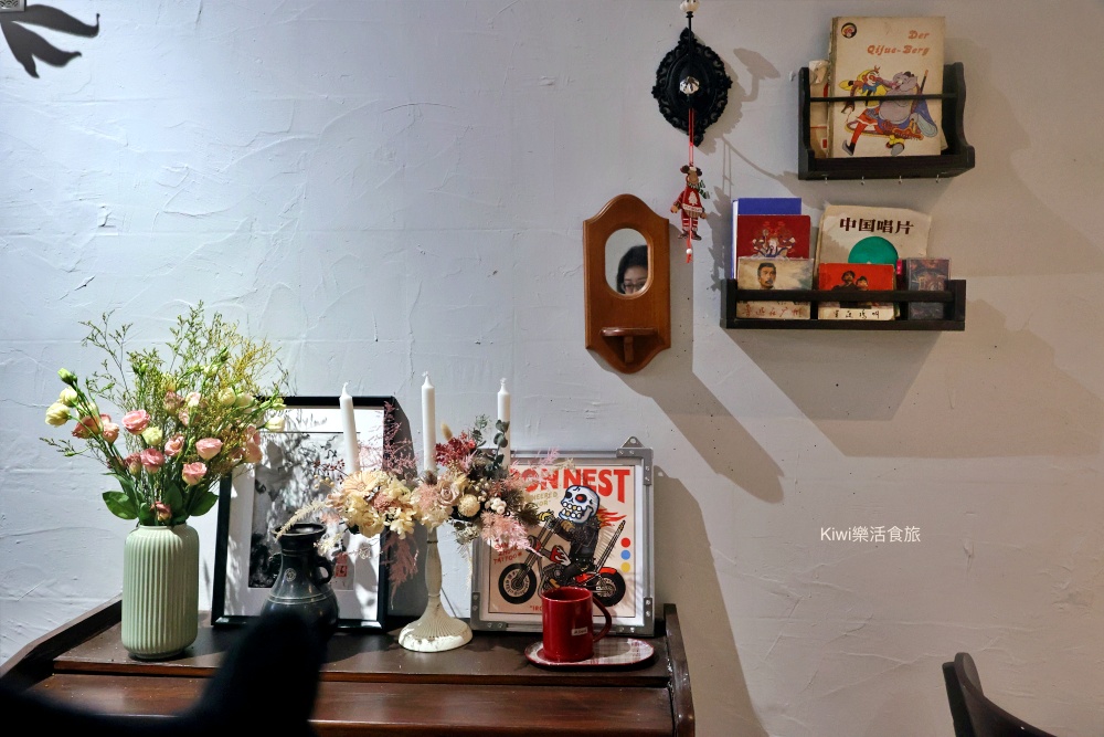 台中春鯉chunli︱台中中區美食哈爾濱闆娘的東北水餃.厚厚肉夾饃.春梅蘇打好喝又好拍,近柳川.台中火車站.中華夜市周邊美食 kiwi樂活食旅部落客推薦台中春鯉chunli.台中中區美食哈爾濱姑娘的東北水餃.厚厚肉夾饃.春梅蘇打好喝又好拍,近柳川.台中火車站.台中公園.日曜outlet天地.台中東協廣場.台中中華夜市周邊美食