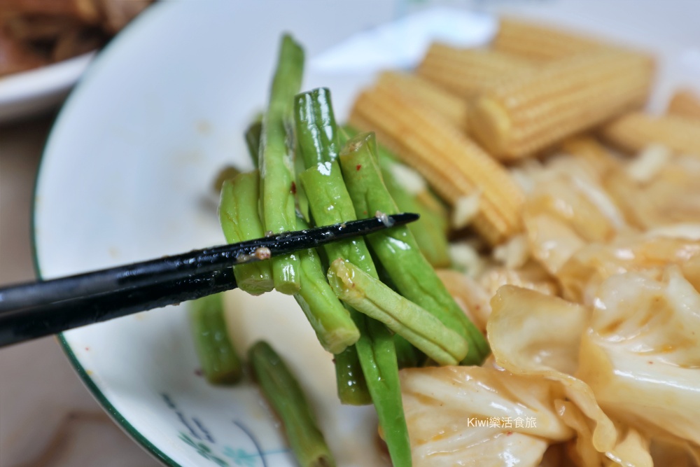 kiwi樂活食旅部落客推薦彰化秘醬滷味和美店.彰化平價小吃推薦冷滷味淋上百年獨門醬汁絕搭.彰化宵夜美食大推薦.彰化秘醬滷味,彰化滷味推薦,秘醬滷味和美店,秘醬滷味彰化和美店,秘醬滷味分店,彰化秘醬滷味分店,冷滷味彰化,和美宵夜,和美滷味,和美小吃,彰化滷味宵夜