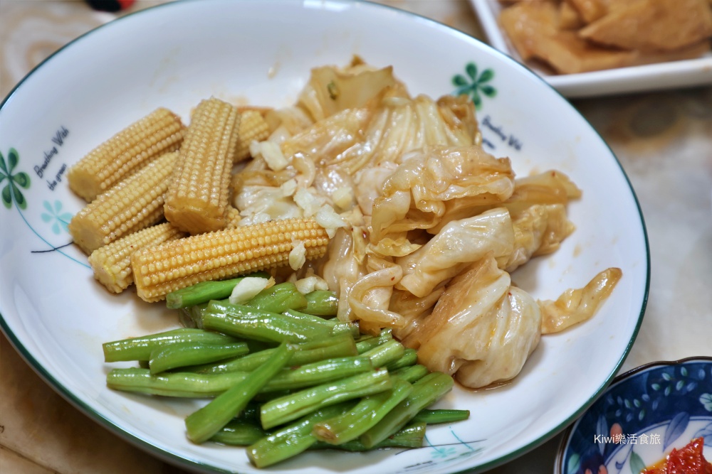 kiwi樂活食旅部落客推薦彰化秘醬滷味和美店.彰化平價小吃推薦冷滷味淋上百年獨門醬汁絕搭.彰化宵夜美食大推薦.彰化秘醬滷味,彰化滷味推薦,秘醬滷味和美店,秘醬滷味彰化和美店,秘醬滷味分店,彰化秘醬滷味分店,冷滷味彰化,和美宵夜,和美滷味,和美小吃,彰化滷味宵夜