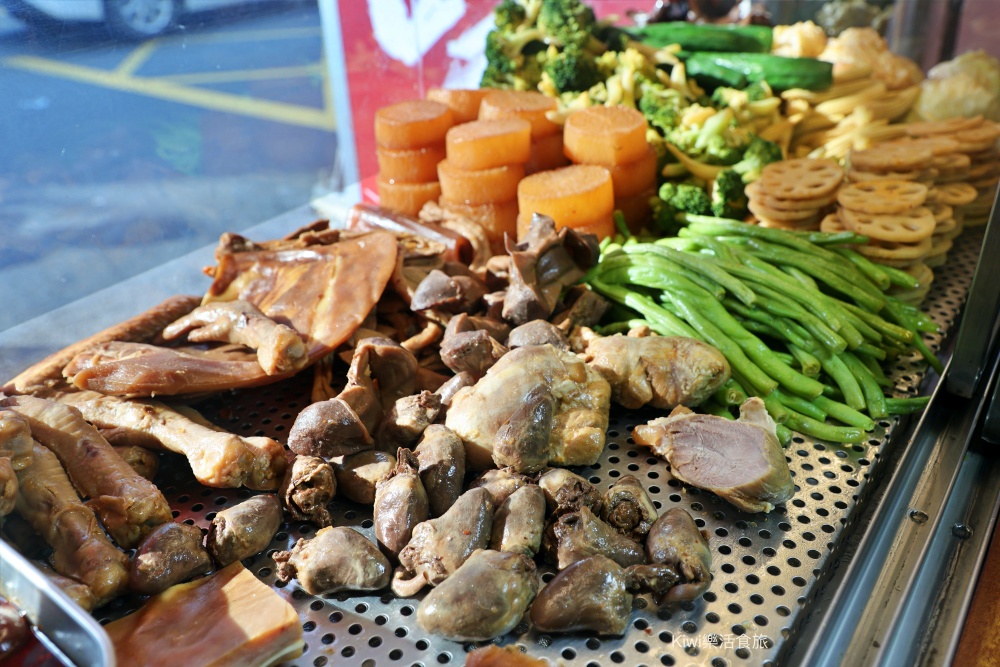 kiwi樂活食旅部落客推薦彰化秘醬滷味和美店.彰化平價小吃推薦冷滷味淋上百年獨門醬汁絕搭.彰化宵夜美食大推薦.彰化秘醬滷味,彰化滷味推薦,秘醬滷味和美店,秘醬滷味彰化和美店,秘醬滷味分店,彰化秘醬滷味分店,冷滷味彰化,和美宵夜,和美滷味,和美小吃,彰化滷味宵夜