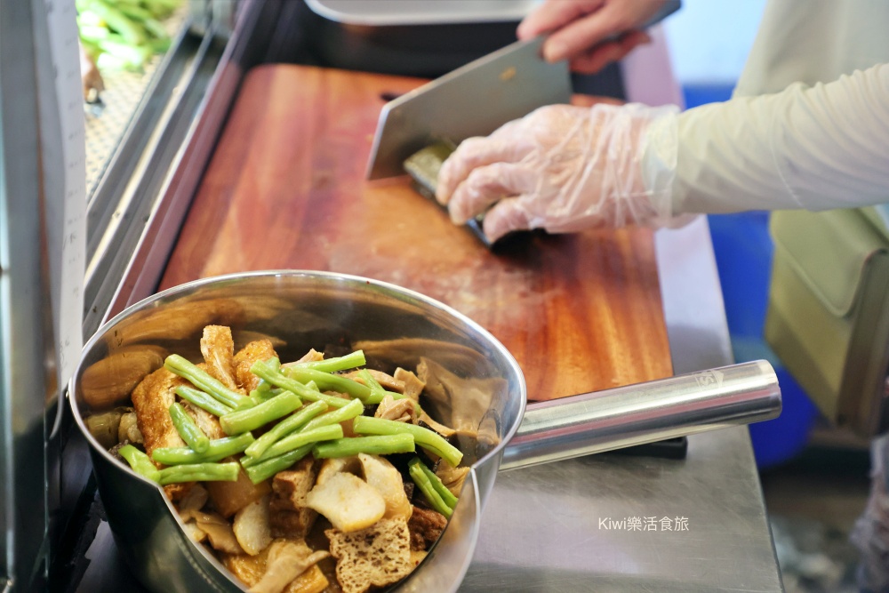 kiwi樂活食旅部落客推薦彰化秘醬滷味和美店.彰化平價小吃推薦冷滷味淋上百年獨門醬汁絕搭.彰化宵夜美食大推薦.彰化秘醬滷味,彰化滷味推薦,秘醬滷味和美店,秘醬滷味彰化和美店,秘醬滷味分店,彰化秘醬滷味分店,冷滷味彰化,和美宵夜,和美滷味,和美小吃,彰化滷味宵夜