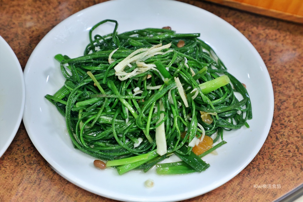 kiwi樂活食旅部落客推薦台中西屯大祥海鮮燒鵝餐廳.活海鮮.螃蟹料理大祥.台中美食推薦活鮑魚.野生魚貨.創意料理.台中聚餐聚會首選.近漢口國中.台中科博館周邊美食.紅蟳鮮蝦粥.招牌燒鵝.野生魚貨.中卷芋頭米粉湯.台中西屯餐廳.古早味創意料理