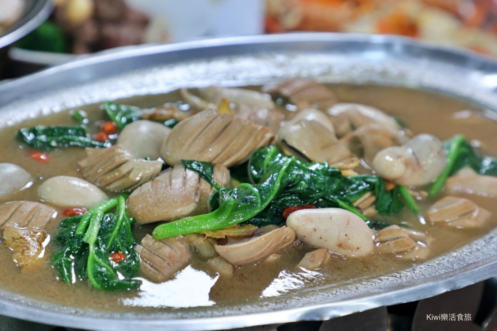 kiwi樂活食旅部落客推薦台中西屯大祥海鮮燒鵝餐廳.活海鮮.螃蟹料理大祥.台中美食推薦活鮑魚.野生魚貨.創意料理.台中聚餐聚會首選.近漢口國中.台中科博館周邊美食.紅蟳鮮蝦粥.招牌燒鵝.野生魚貨.中卷芋頭米粉湯.台中西屯餐廳.古早味創意料理