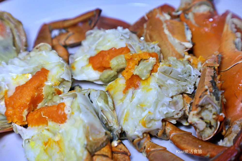 kiwi樂活食旅部落客推薦台中西屯大祥海鮮燒鵝餐廳.活海鮮.螃蟹料理大祥.台中美食推薦活鮑魚.野生魚貨.創意料理.台中聚餐聚會首選.近漢口國中.台中科博館周邊美食.紅蟳鮮蝦粥.招牌燒鵝.野生魚貨.中卷芋頭米粉湯.台中西屯餐廳.古早味創意料理