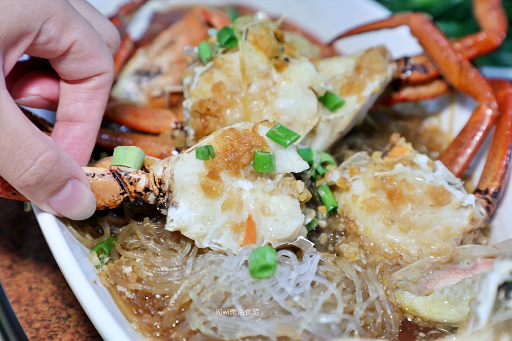 kiwi樂活食旅部落客推薦台中西屯大祥海鮮燒鵝餐廳.活海鮮.螃蟹料理大祥.台中美食推薦活鮑魚.野生魚貨.創意料理.台中聚餐聚會首選.近漢口國中.台中科博館周邊美食.紅蟳鮮蝦粥.招牌燒鵝.野生魚貨.中卷芋頭米粉湯.台中西屯餐廳.古早味創意料理