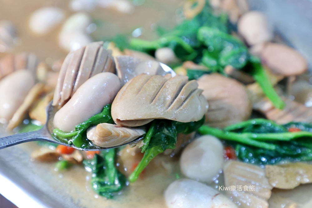 kiwi樂活食旅部落客推薦台中西屯大祥海鮮燒鵝餐廳.活海鮮.螃蟹料理大祥.台中美食推薦活鮑魚.野生魚貨.創意料理.台中聚餐聚會首選.近漢口國中.台中科博館周邊美食.紅蟳鮮蝦粥.招牌燒鵝.野生魚貨.中卷芋頭米粉湯.台中西屯餐廳.古早味創意料理