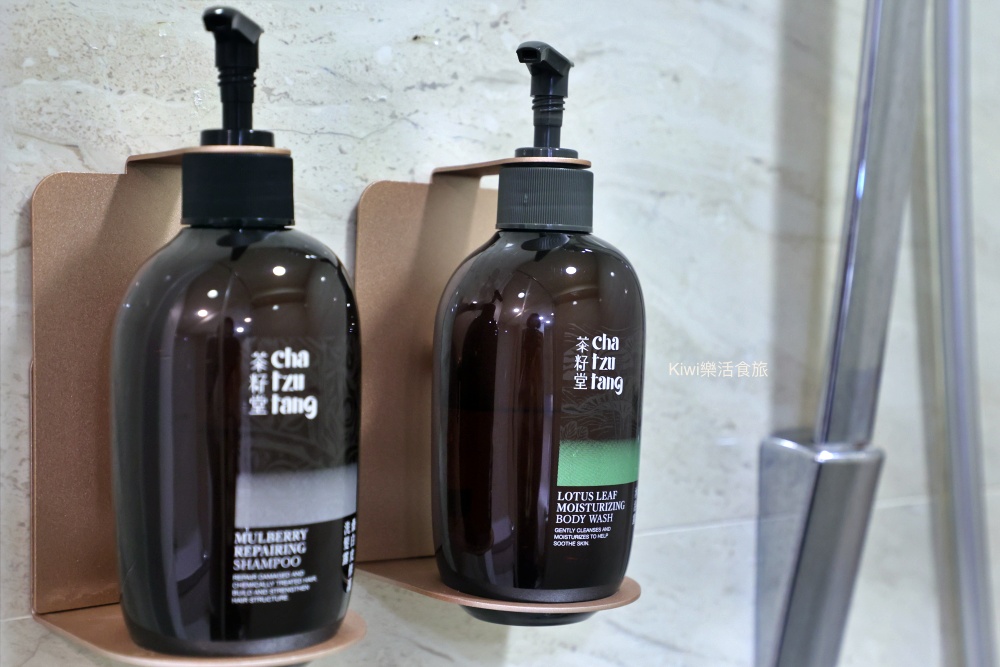 台中住宿推薦葉綠宿茶覺旅台中站前館｜google4.6顆星的平價旅宿乾淨便利進台中景點、台中米其林美食