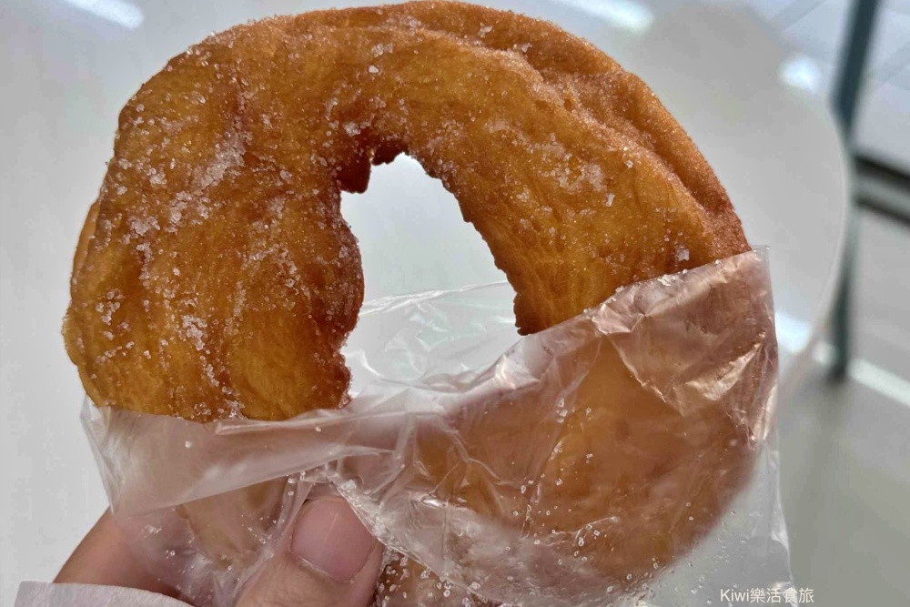 台中科博館水煎包|甜甜圈、彩頭酥、芋頭餅銅板小吃~便宜大碗 台中科博館水煎包|甜甜圈、彩頭酥、芋頭餅銅板小吃~便宜大碗