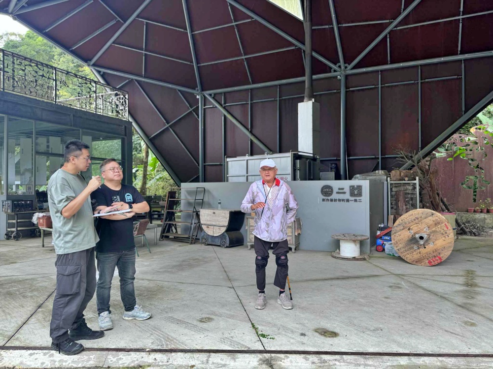 回嘉囉!嘉義旅遊推薦漫步雲端梅山太平雲梯周邊嘉義美食.嘉義景點巡禮x無二窯藝術空間x雲境山城x晉揚欣茶庄x蓋婭莊園 kiwi樂活食旅推薦嘉義景點.嘉義美食回嘉囉.嘉義旅遊推薦漫步雲端梅山太平雲梯周邊美食景點巡禮x無二窯藝術空間x雲境山城x晉揚欣茶庄x蓋婭莊園.嘉義小吃.嘉義太平雲梯景點.陶藝體驗.竹筒烤茶體驗.咖啡體驗.嘉義一日遊.嘉義兩日遊.梅山景點.梅山美食