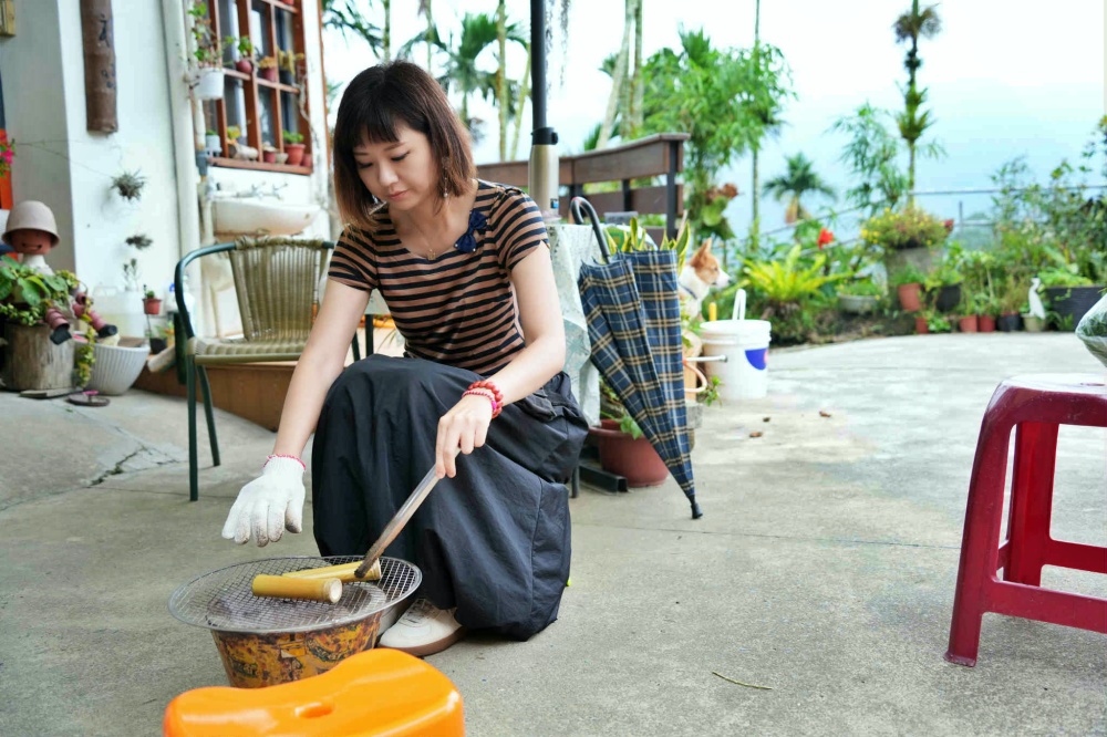 kiwi樂活食旅推薦嘉義景點.嘉義美食回嘉囉.嘉義旅遊推薦漫步雲端梅山太平雲梯周邊美食景點巡禮x無二窯藝術空間x雲境山城x晉揚欣茶庄x蓋婭莊園.嘉義小吃.嘉義太平雲梯景點.陶藝體驗.竹筒烤茶體驗.咖啡體驗.嘉義一日遊.嘉義兩日遊.梅山景點.梅山美食