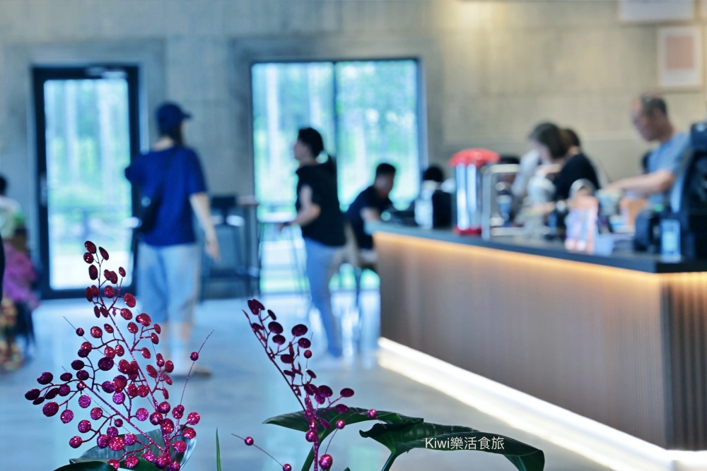 kiwi樂活食旅部落客推薦南投景點藍圖咖啡落羽松秘境.名間隱藏版庭園咖啡館.網美打卡景點.南投旅遊.南投景點.南投美食.名間美食.隱藏版咖啡