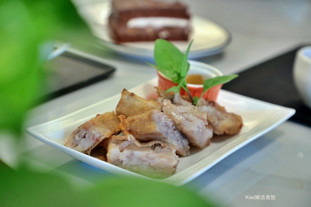 kiwi樂活食旅部落客推薦南投景點藍圖咖啡落羽松秘境.名間隱藏版庭園咖啡館.網美打卡景點.南投旅遊.南投景點.南投美食.名間美食.隱藏版咖啡