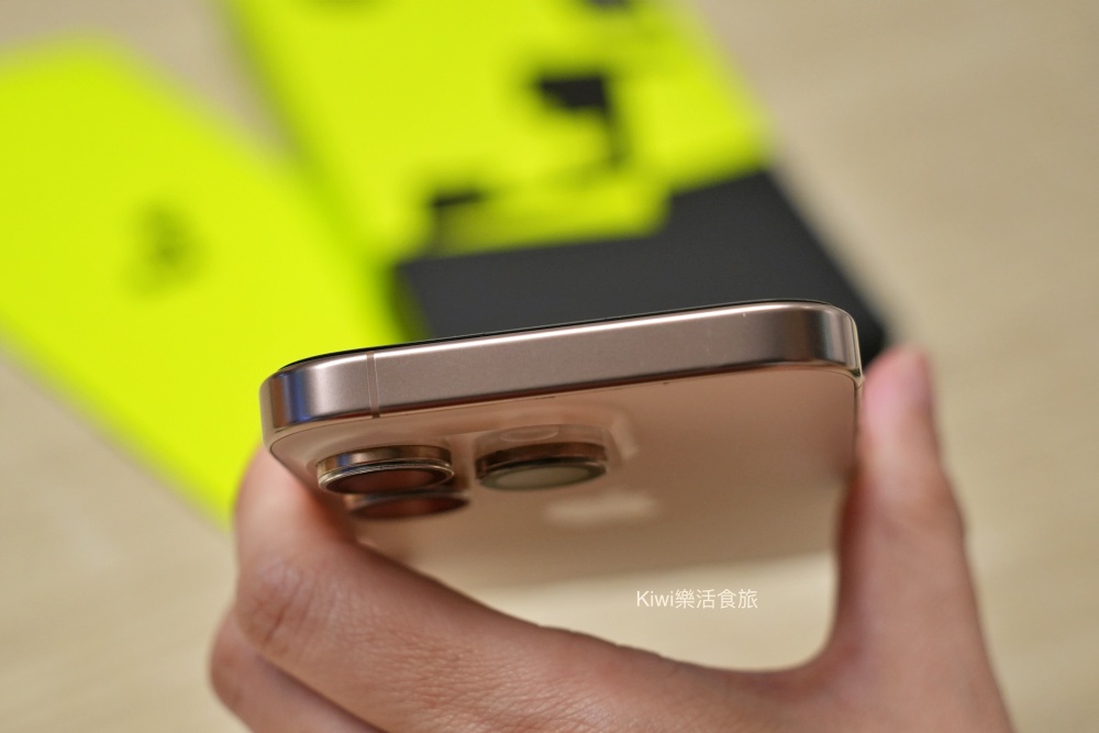 JiaPlus iPHONE 16 PRO保護貼｜通過 SGS 檢驗無色藍光手機玻璃保護貼