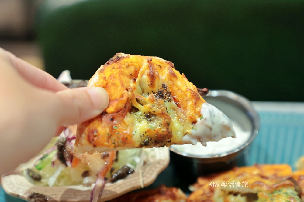 kiwi樂活食旅推薦台中北區波卡多納 BOKA DÖNER.台中必吃土耳其旋轉烤肉餐廳藏巷弄手工披薩.佛卡夏推薦CP值高餐點.寵物友善